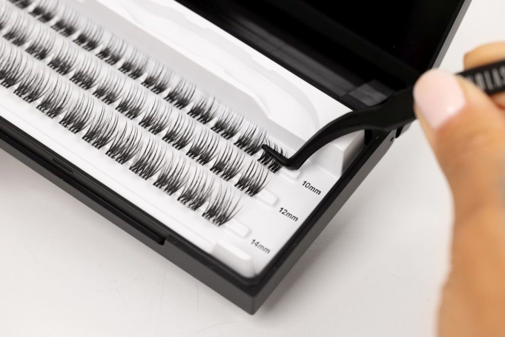 no glue lashes